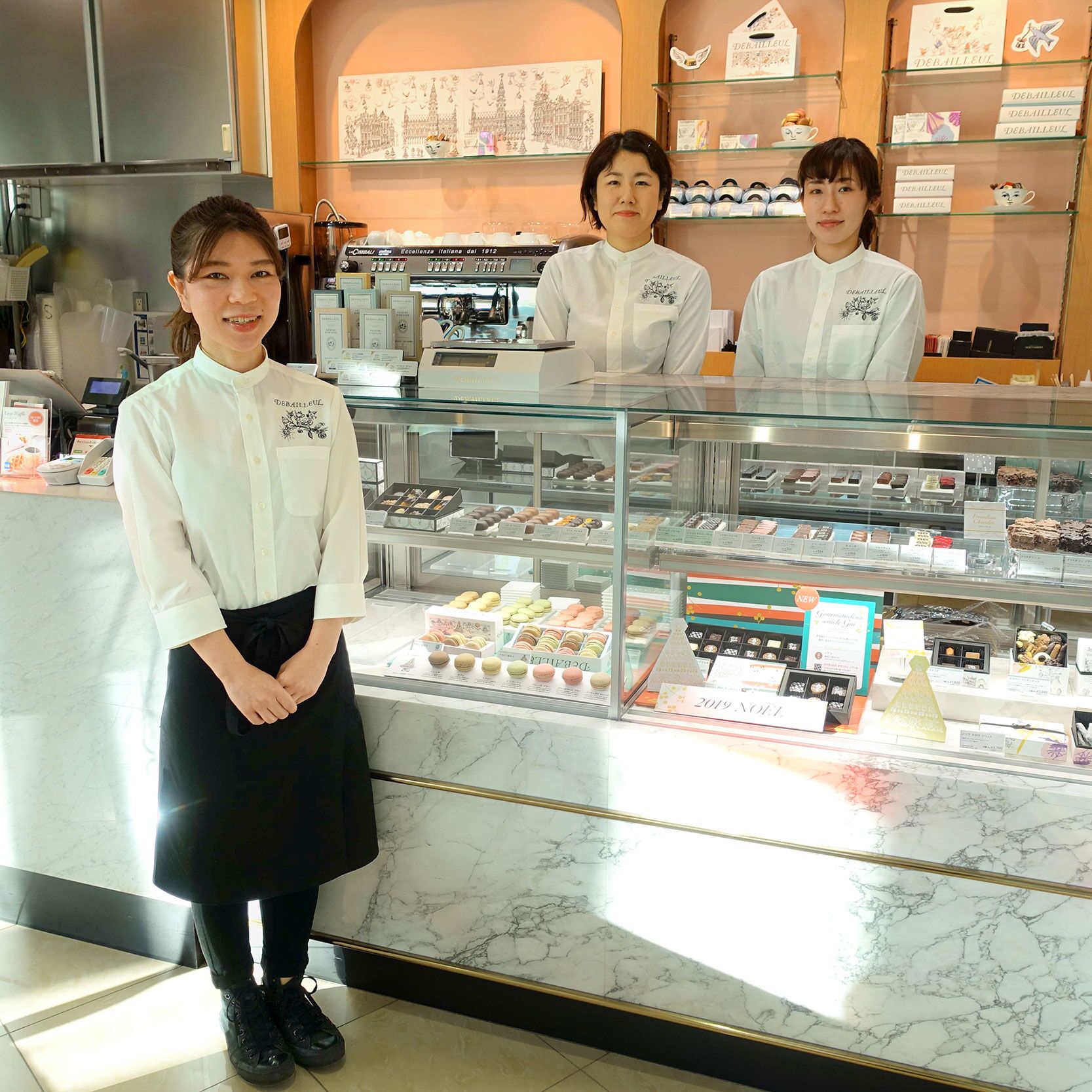 ドゥバイヨル 丸の内オアゾ店